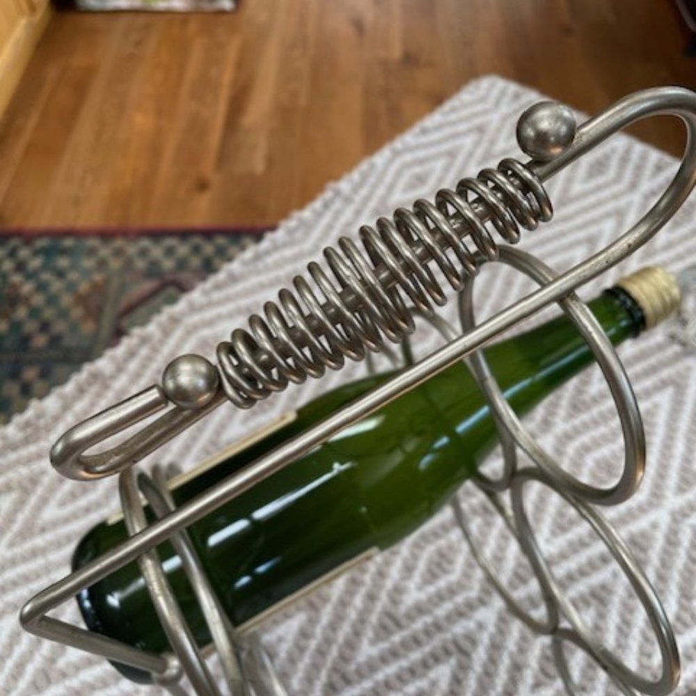 Nice! Silver Tone Metal Wine/Bottle Holder - Picture 6 of 8